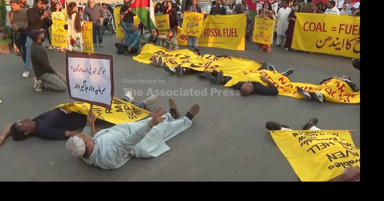 Climate activists march in Karachi, calling for 'justice'