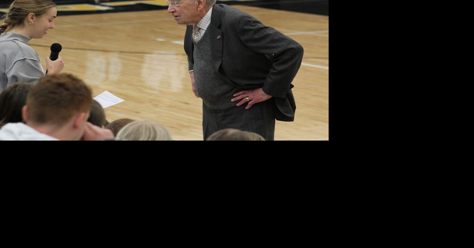 Grassley talks agriculture, healthcare, college, and more at Central Lee High visit