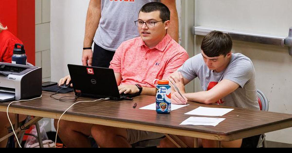 Burlington grad Joe Flaherty named Athletics Comm Dir at Central College