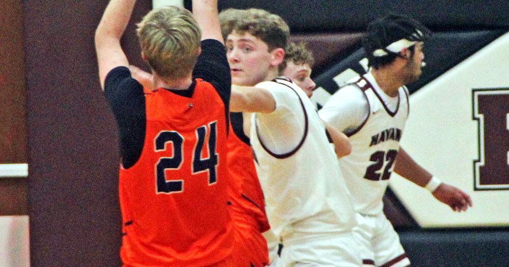 Illini West boys picks up win on road at Havana