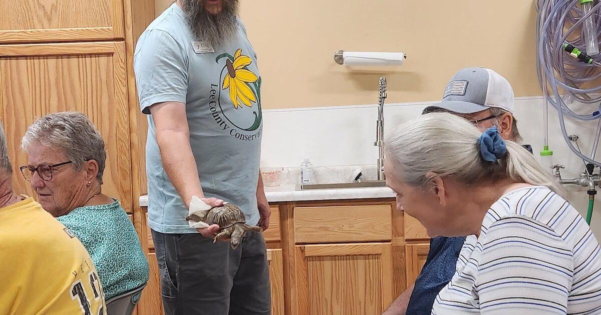 OWLS learn about the great Iowa prairie