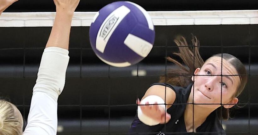 College volleyball: Burlington's Sydney Schroeder signs with St. Ambrose