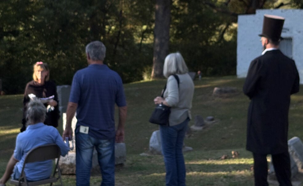 Warsaw’s finest greet Oakland Cemetery visitors