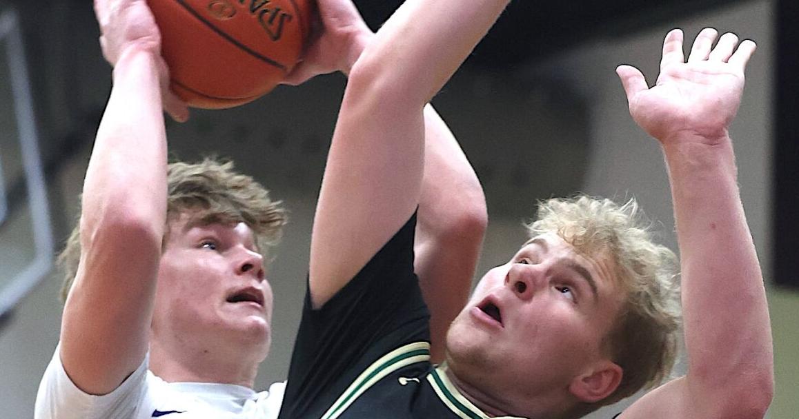 Boys basketball: Big run lifts Iowa City West past weary Grayhoumds