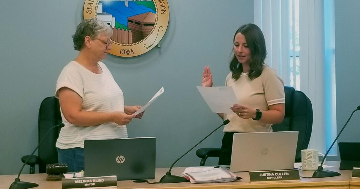 Council finalizes franchise fee hike, city clerk reappointment