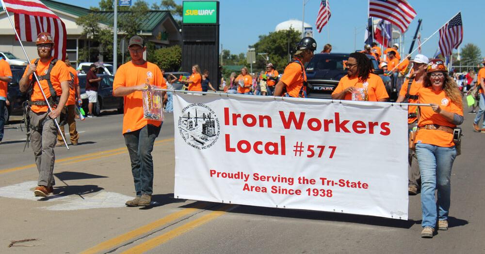 It's a 'Beach Bash' for Labor Day Parade