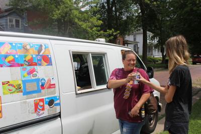 Sounds Of Ice Cream Trucks Turn Back Hands Of Time Daily
