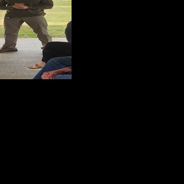 Warden at Iowa State Penitentiary resigns