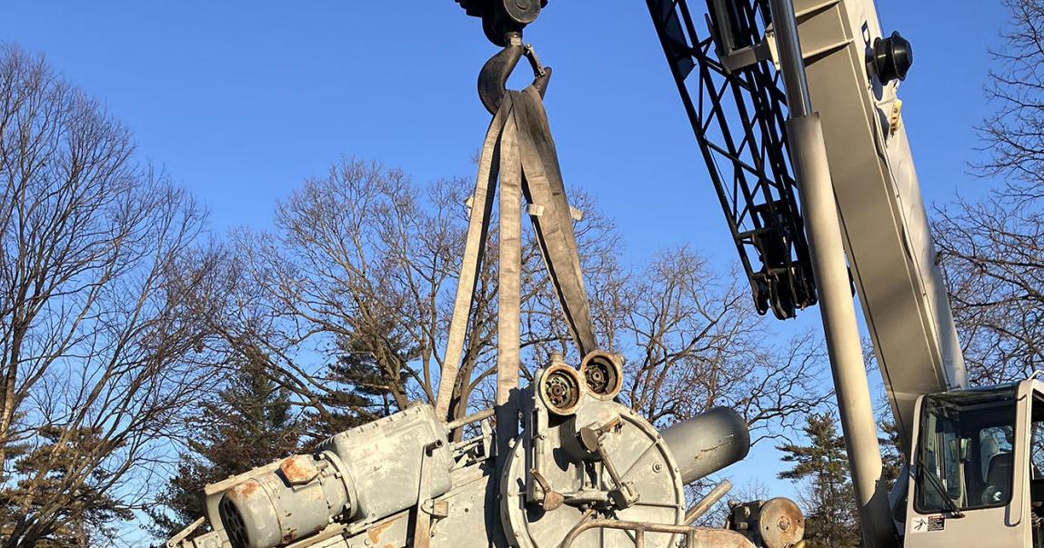 MK 37 World War II era cannon on the move - again