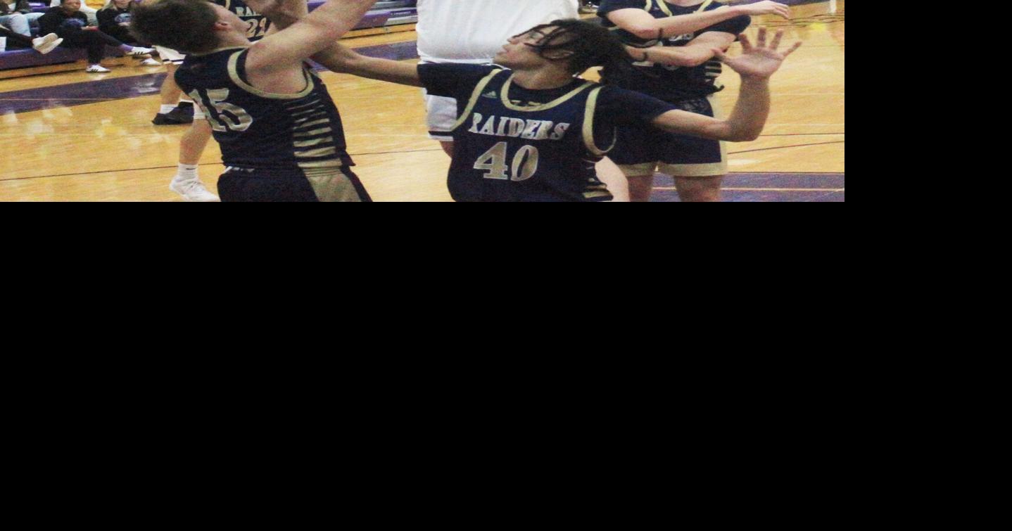 Clark scores 1,000th but Chiefs lose Daily Gate City Keokuk, Iowa