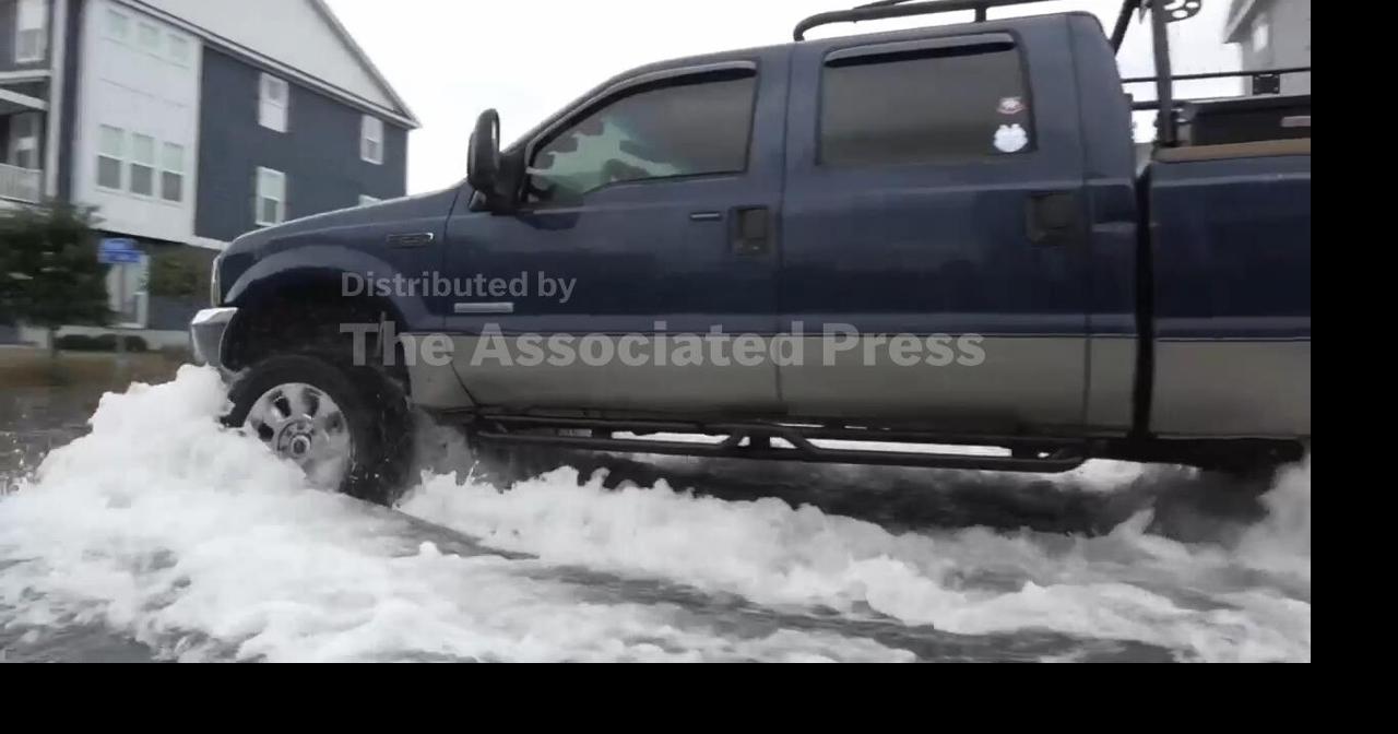 Virginia hit by minor flooding as nor'easter works its way up US Atlantic coast