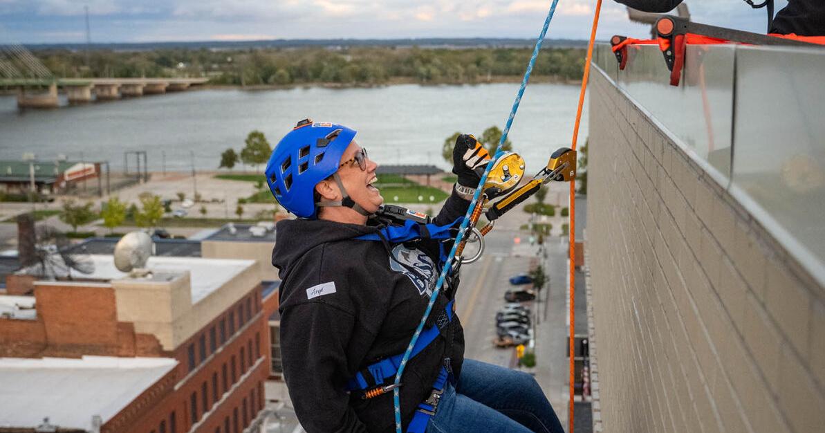 Record number go Over the Edge for the United Way of Southeast Iowa
