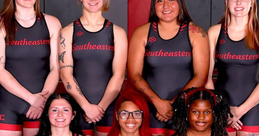 SCC women's wrestling preview: Blackhawks looking for more medals
