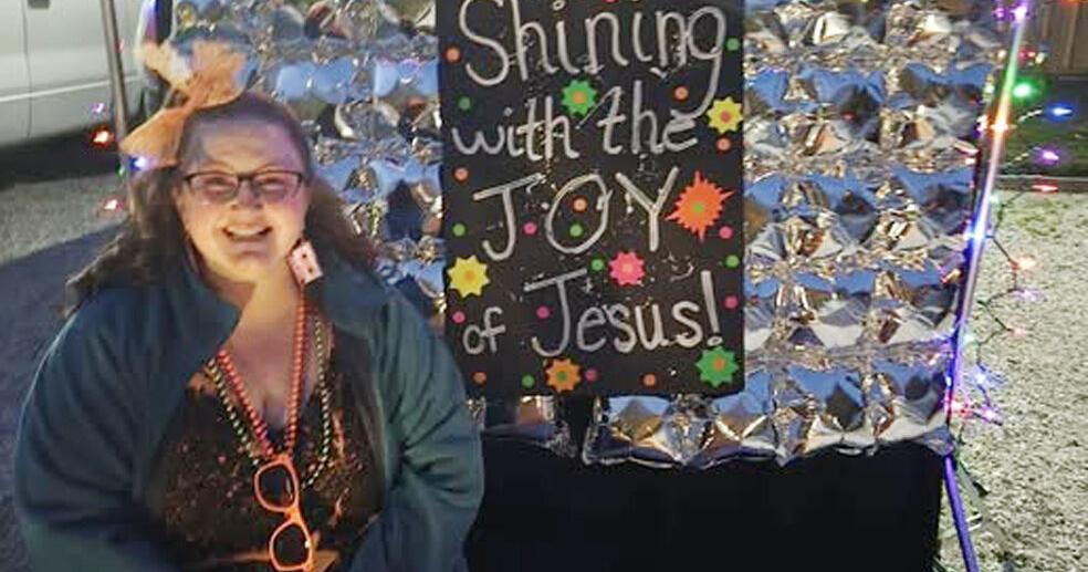 Warsaw Assembly of God holds Trunk or Treat