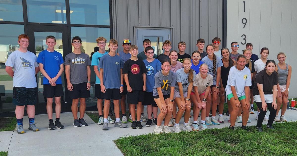Central Lee runners, PAW dogs team up