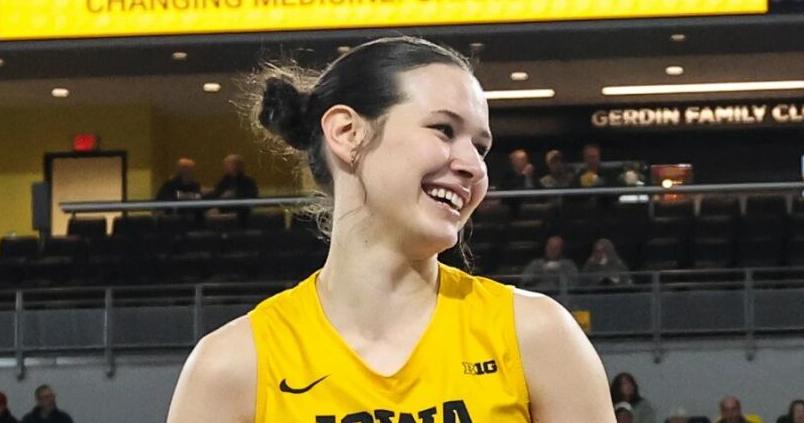 College volleyball: Iowa duo named All-Big Ten