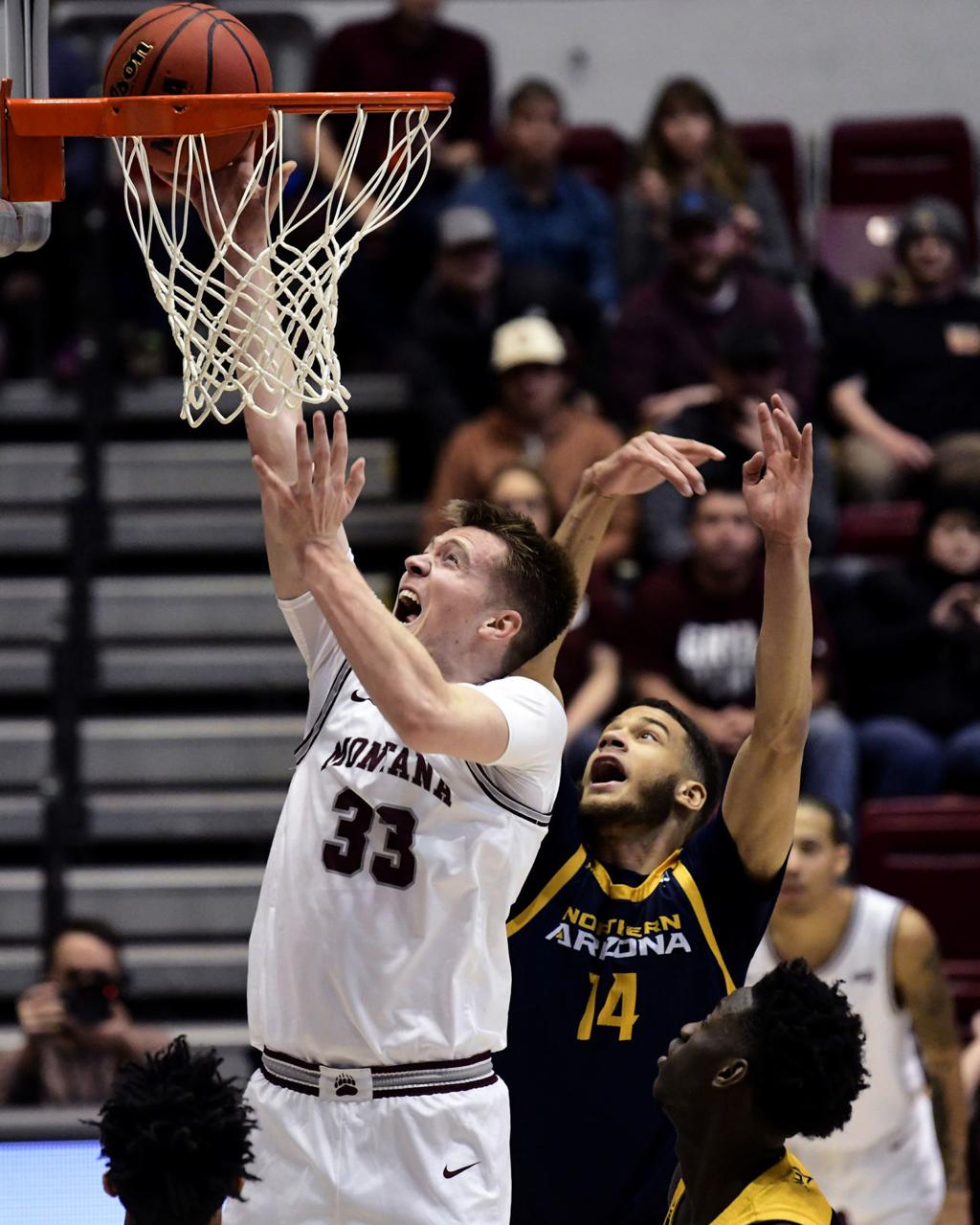 Style Switch Montana Takes On Slow Tempo Sacramento State In