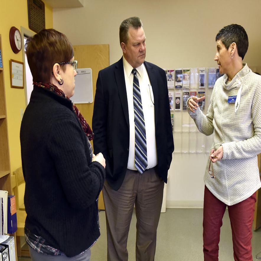 Tester On Missoula Tour Planned Parenthood Provides Critical Access To Care Local News Missoulian Com