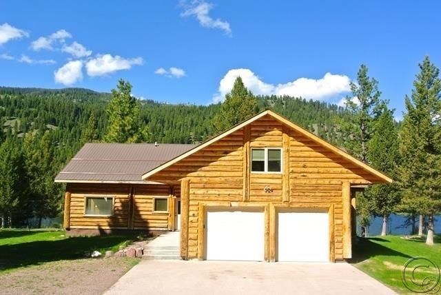 388 Access Rd - $750,000