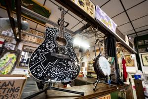 'There’s such a need ': Custom guitar raffle to raise funds for Missoula animal shelter