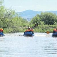First packrafting trip teaches ins and outs of miniature boats