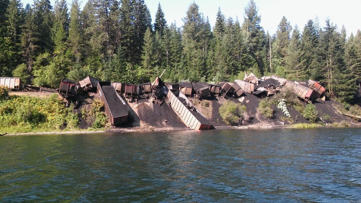 Coal train derailment near Noxon