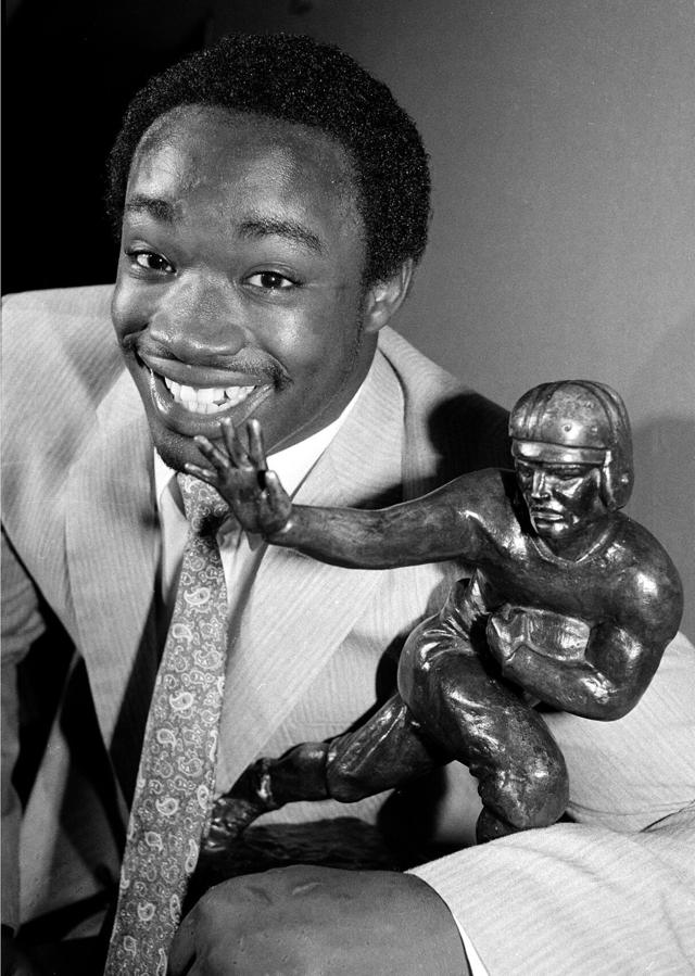 Today in sports history Boston College QB Doug Flutie