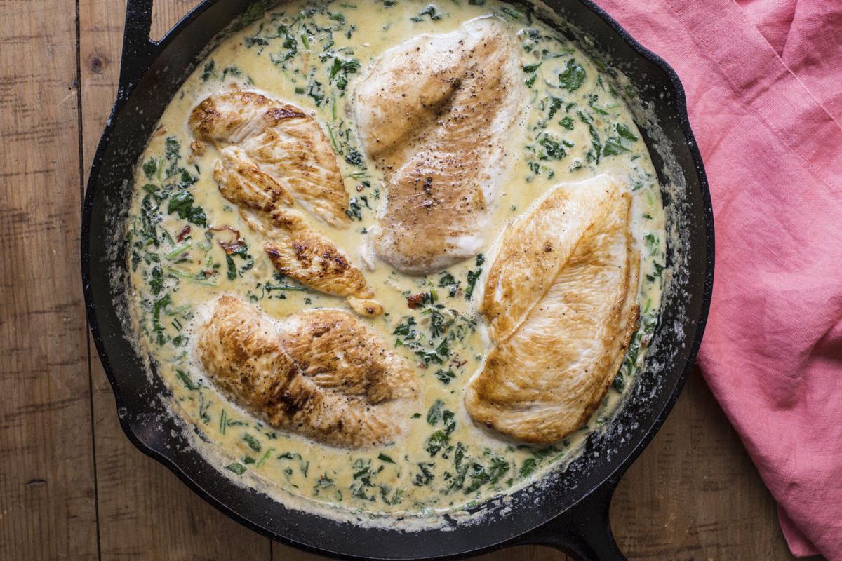 Chicken with spinach in creamy sauce
