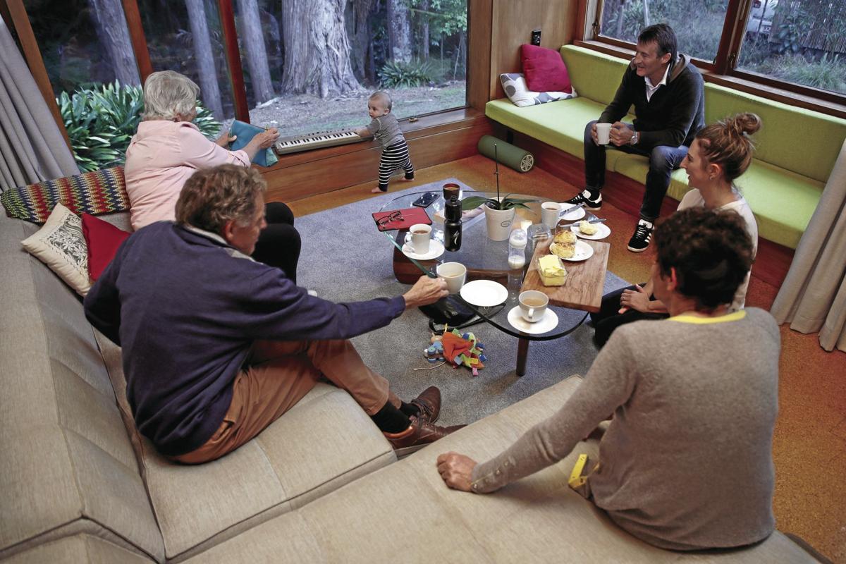 US-NEWS-ABUELOS-GET