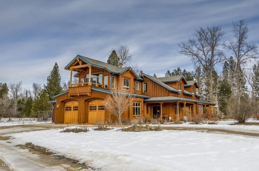 10 Kestrel - $885,000