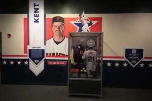 MLB MVP and 'Survivor' contestant, Jeff Kent gets Hall of Fame idol in Cooperstown