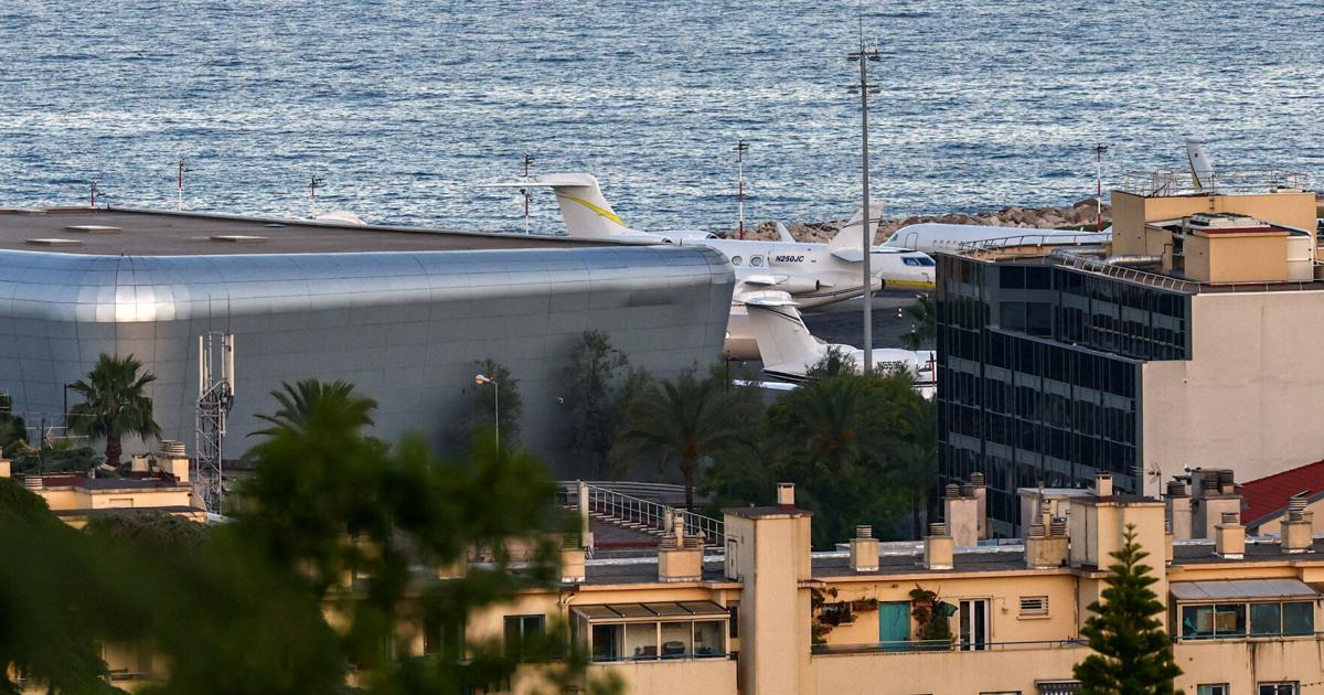 Private Jet Demand Soars as SpaceX and AI Wealth Fuel Luxury Travel
