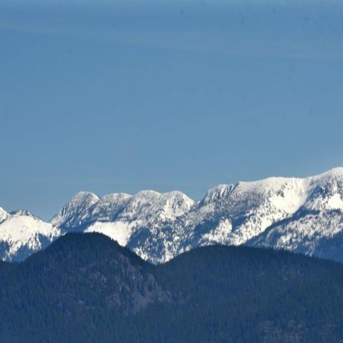 Woman Swims Length Of Flathead Lake And Back The First To Do So Local News Missoulian Com Flathead lake is the largest freshwater lake west of the continental divide in the united states. woman swims length of flathead lake and