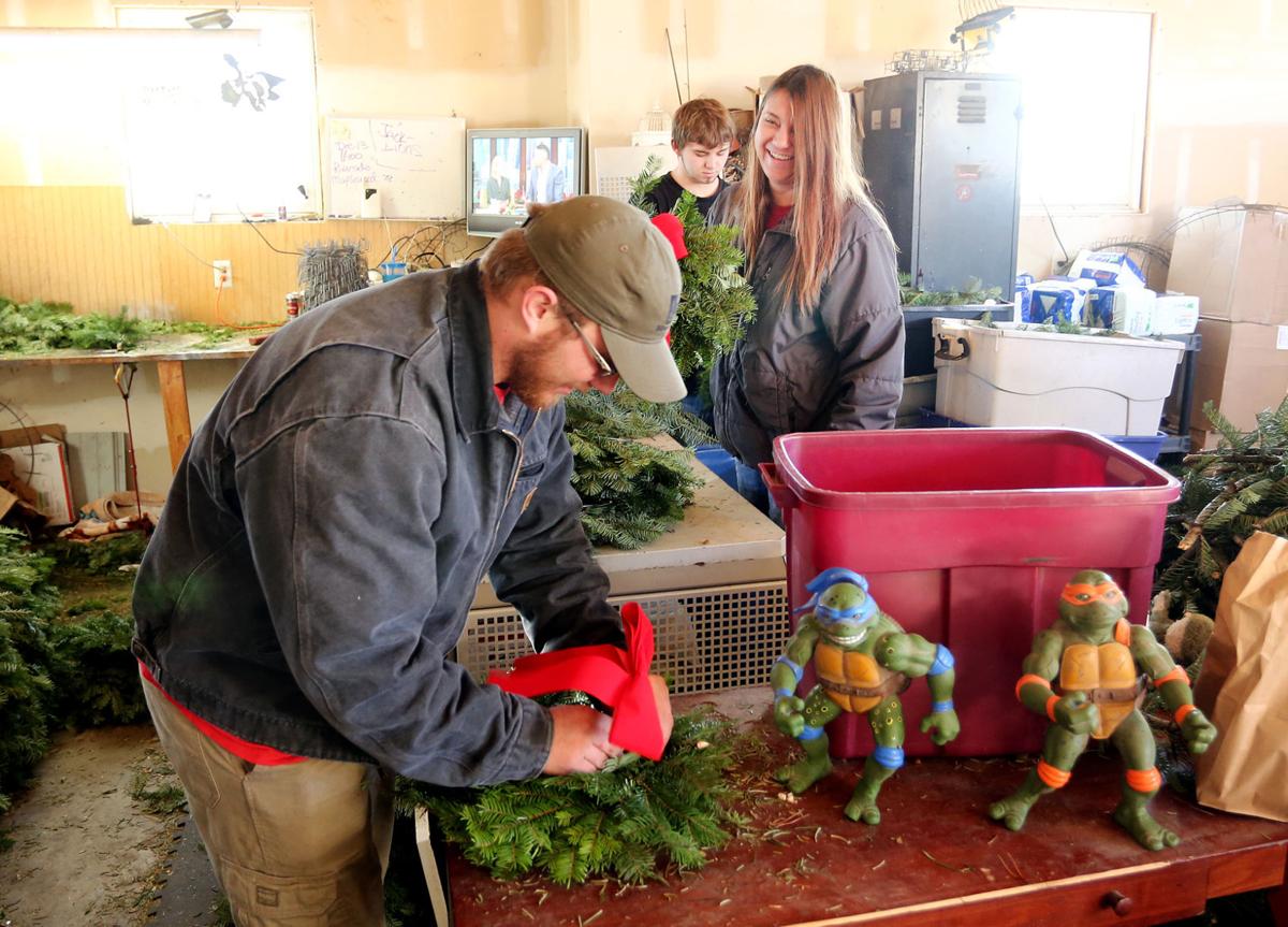 Honoring sacrifice: Stevensville family makes 500 wreaths to decorate veterans’ graves