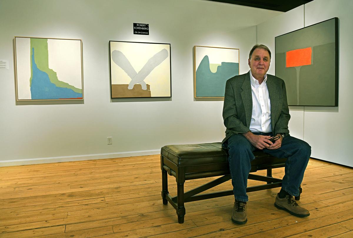 Dana Gallery Shows Artist S Large Abstract Canvases Arts