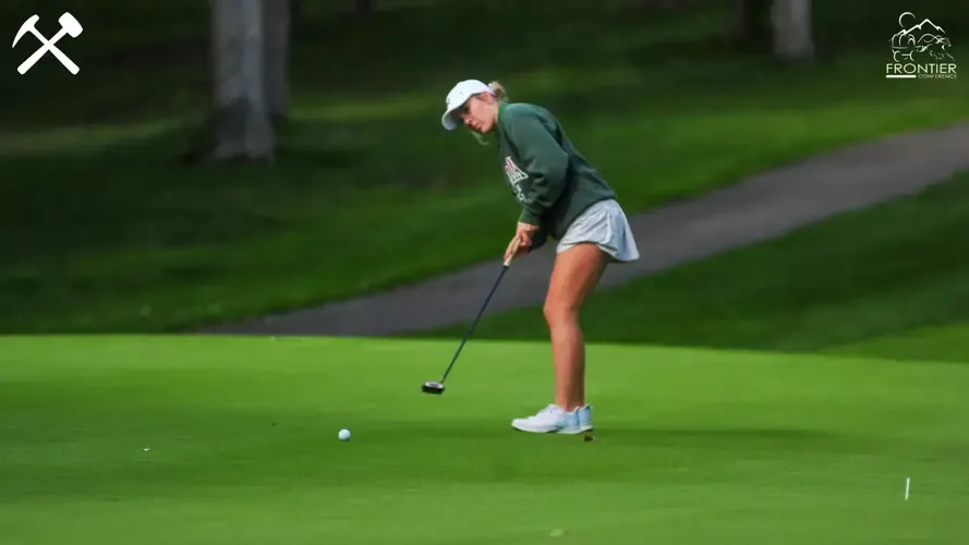 Women's golf takes fourth at Mayville Fall Invite