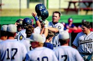MAVS' MOMENTUM MOUNTS