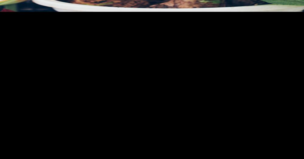 Dirty Fingernails Why didn't my amaryllis bloom?