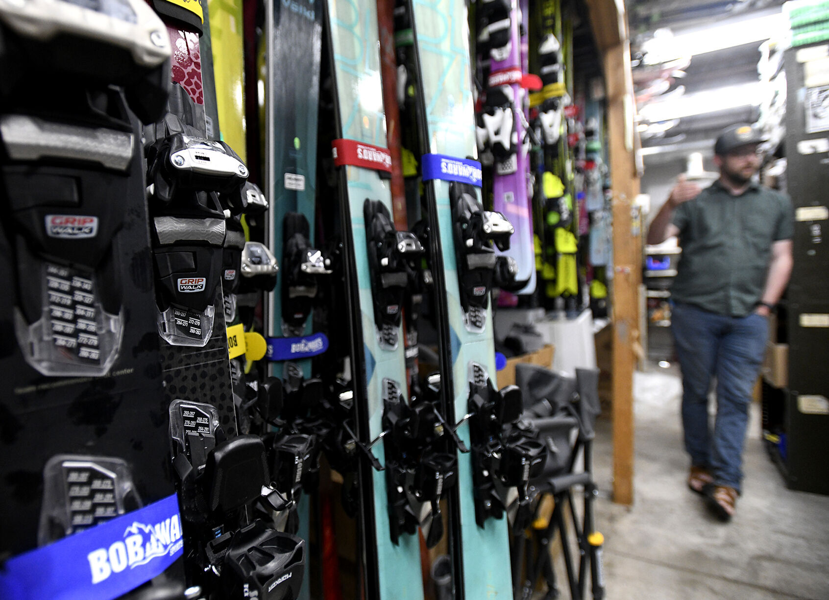 phil's ski and board shop
