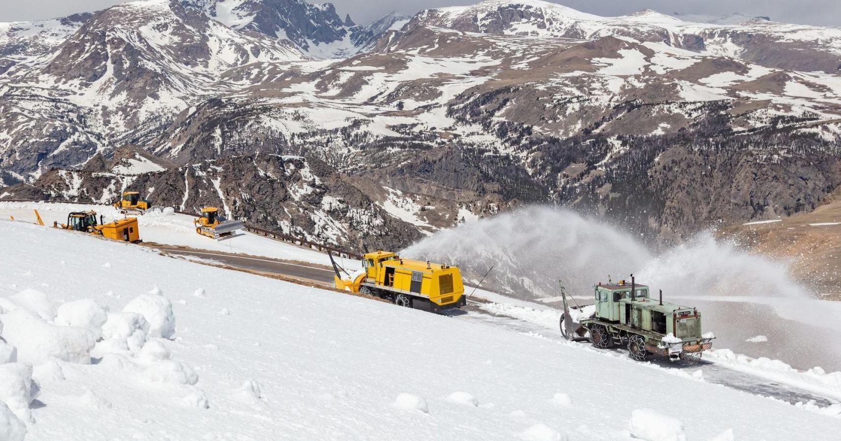 Delayed opening of Beartooth Highway due to heavy snowfall - Vimarsana News