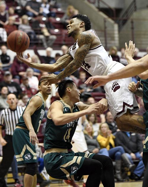 montana vs sacramento state 02.JPG