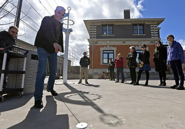 Montana artist uses sculpture to mark change of seasons