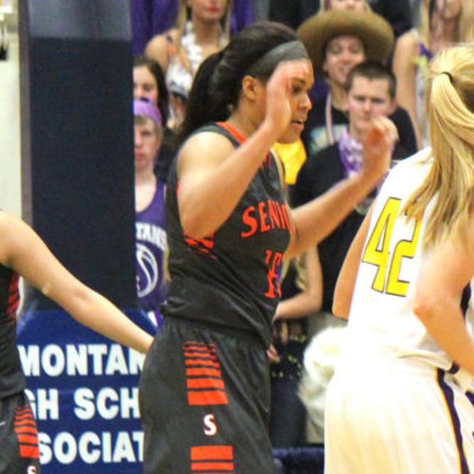 State Aa Girls Basketball Spartans Survive Senior 50 44 Girls