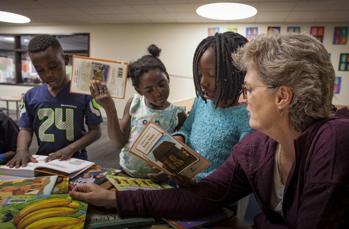 BookDeliveryRefugeeStudents