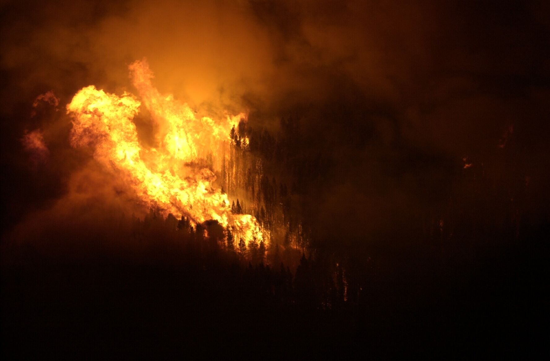 Glacier firefighting tactics evolve in 20 years since Robert