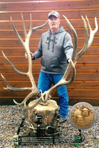 Updated: Bowhunter bags record-breaking elk in Montana