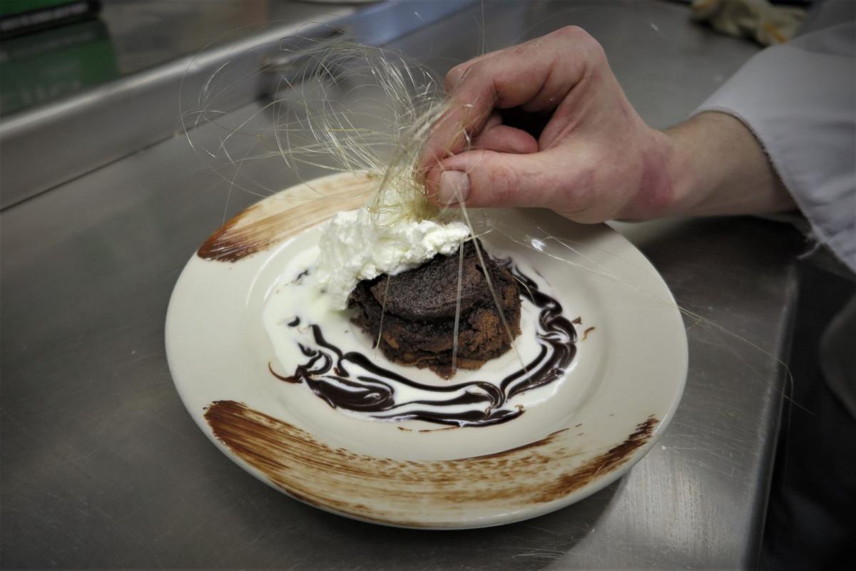 Warm flourless chocolate cake
