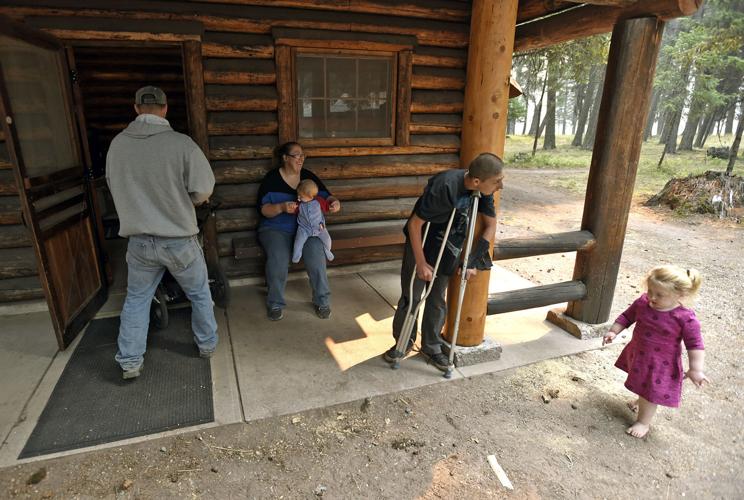 083017-mis-nws-seeley-evacuees-03