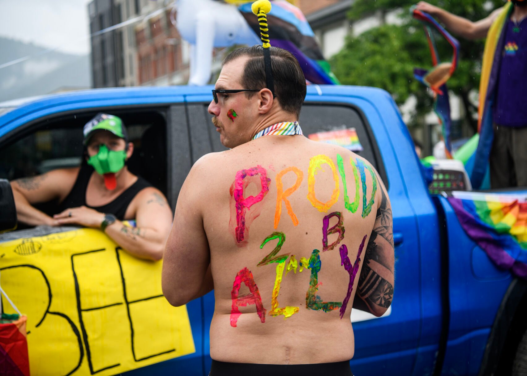 Missoula Pride Parade 03.JPG