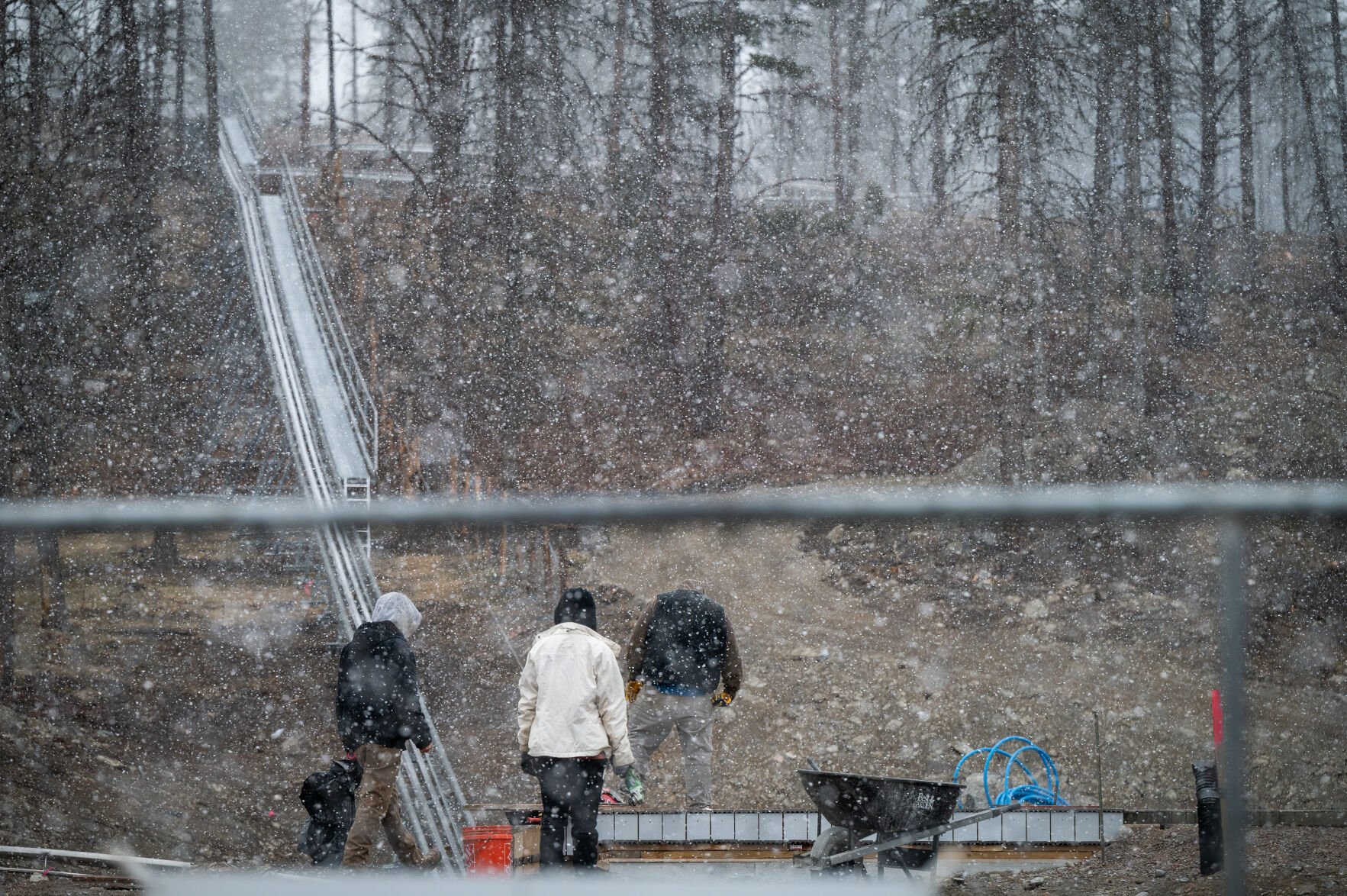 Lakeside alpine coaster to open in May without permit